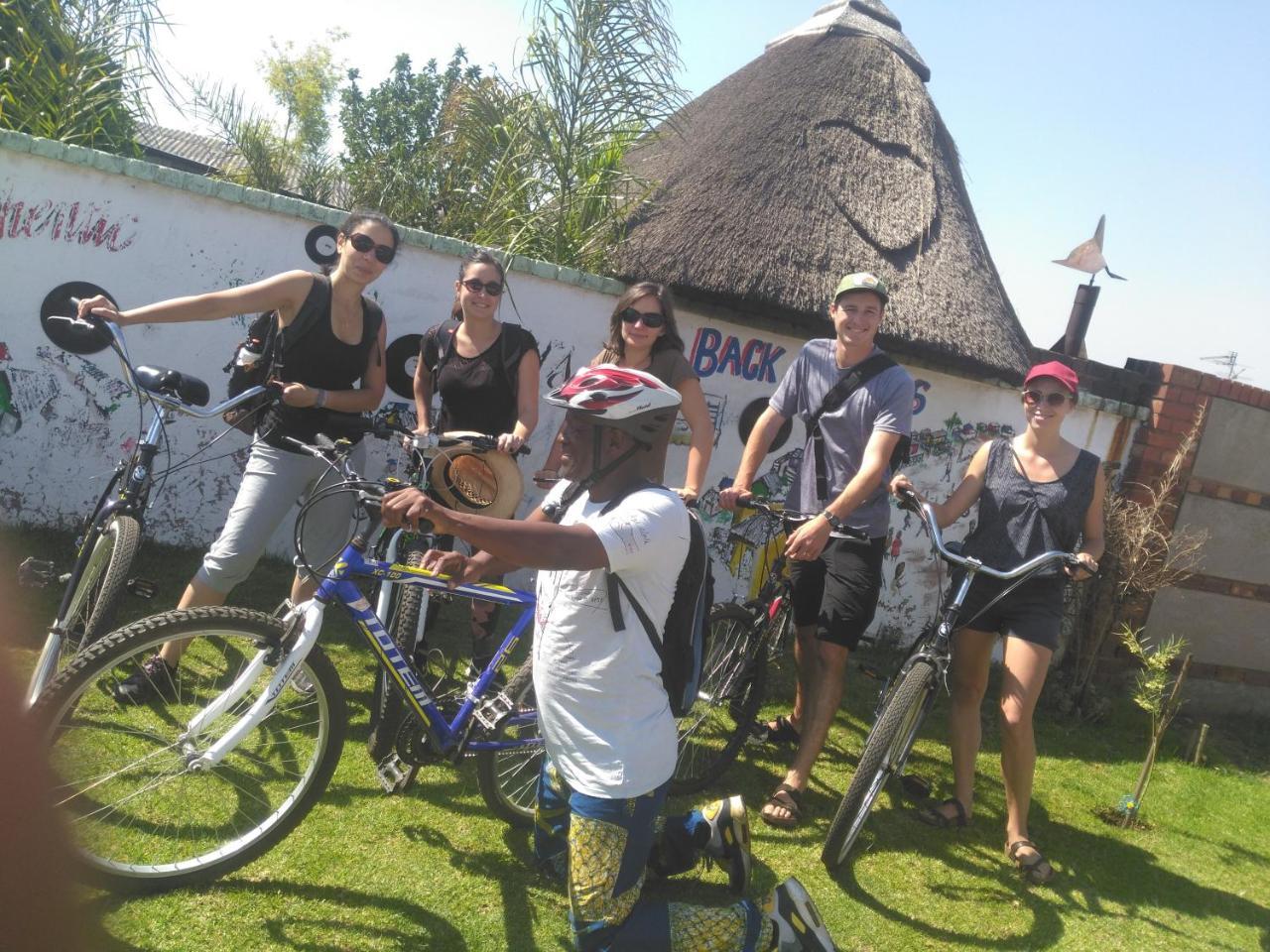 Authentic Bicycle Tours And Backpackers Hostel Soweto Exterior photo